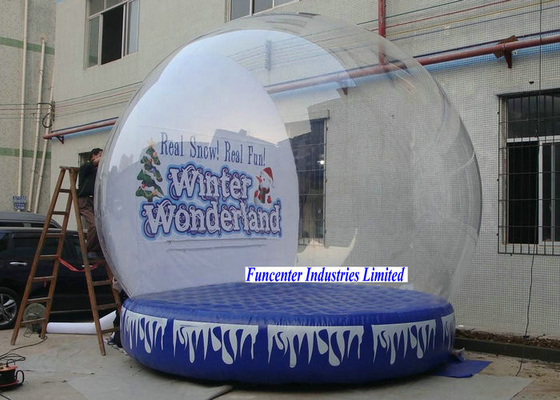 Do globo inflável da neve do país das maravilhas do inverno grande diâmetro para espaços de contenção enormes