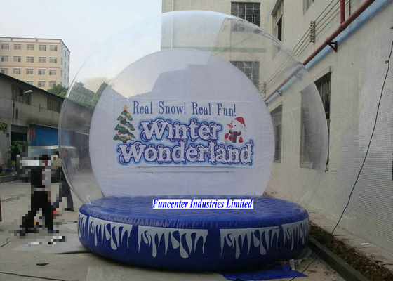 Do globo inflável da neve do país das maravilhas do inverno grande diâmetro para espaços de contenção enormes