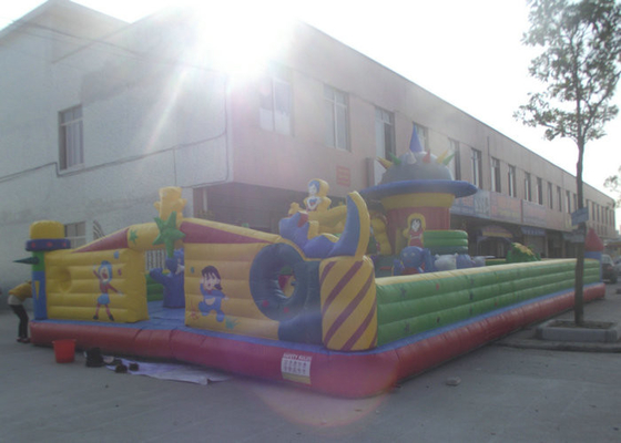 Castelo Bouncy de Juming dos materiais altos infláveis desproporcionados da segurança do parque de diversões