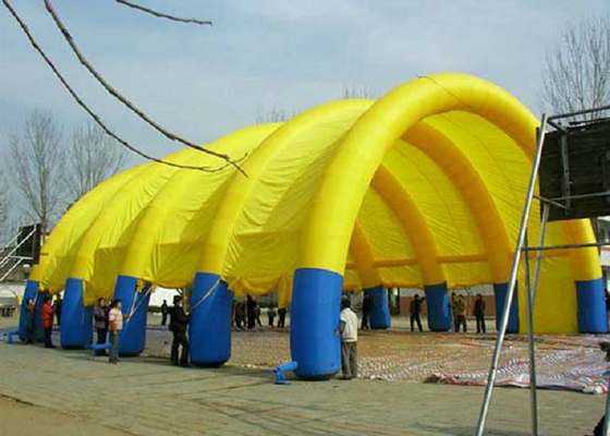 O nylon revestido PVC inflável exterior da barraca da cor vermelha para o negócio anuncia