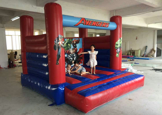 O superman imprimiu a chama Bouncy interna do castelo - GV de caracterização retardador aprovado