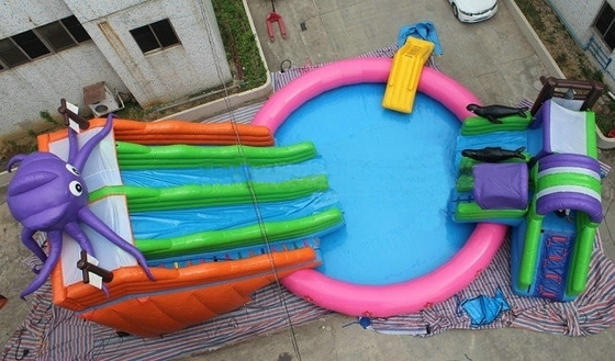 OEM inflável exterior do parque da água do PVC personalizado com corrediça de água da associação