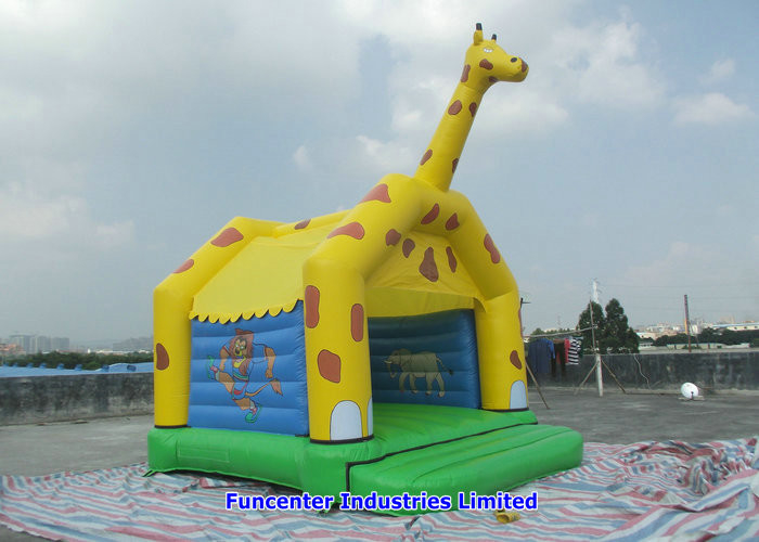 Costura segura da agulha Bouncy exterior inflável amarela do dobro do castelo da explosão dos brinquedos do girafa