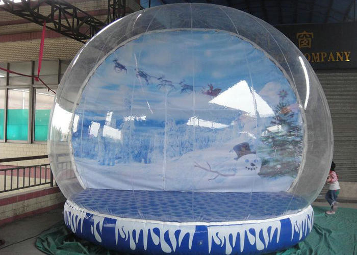 Logotipo inflável gigante do globo da neve que imprime Eco amigável com base colorida