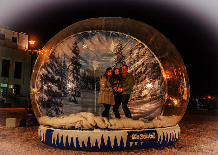 Tipo inflável materiais da neve da falsificação do globo da promoção do Xmas grande do PVC do espaço livre